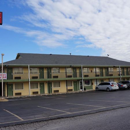 Delux Inn Tulsa Exterior foto