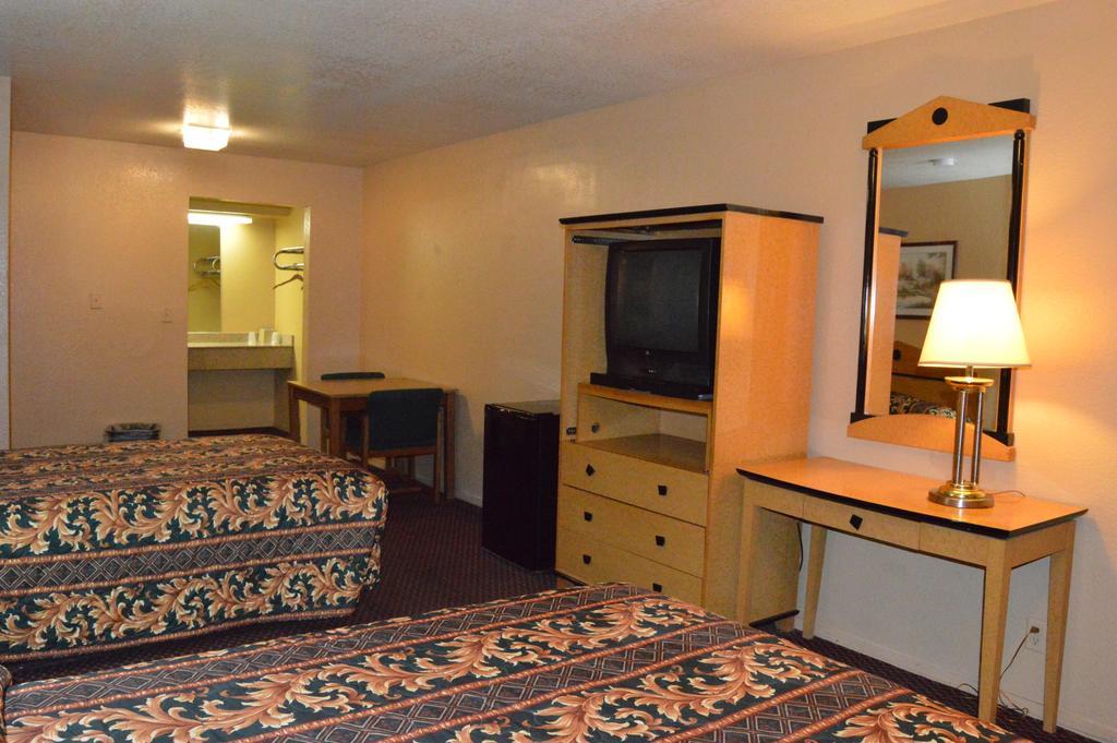 Delux Inn Tulsa Zimmer foto
